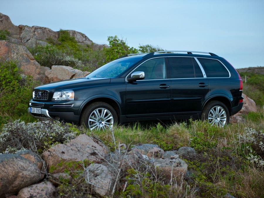  Volvo XC90 D5 2009 года  (фото 2 из 9)
